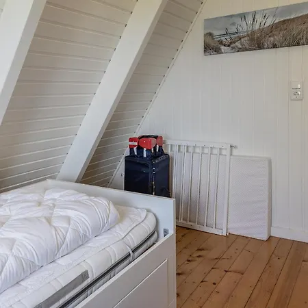 Holiday home 50099deichnest *