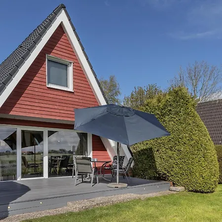 Holiday home 50099deichnest